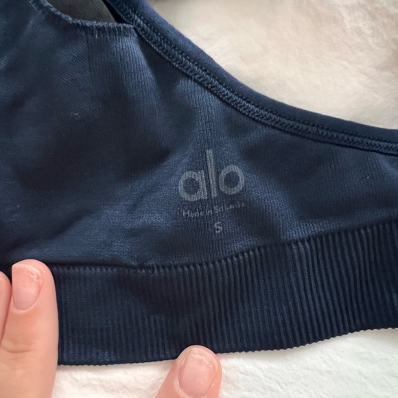ALO Seamless Ribbed Favorite Bra [S] - Picture 5 of 5